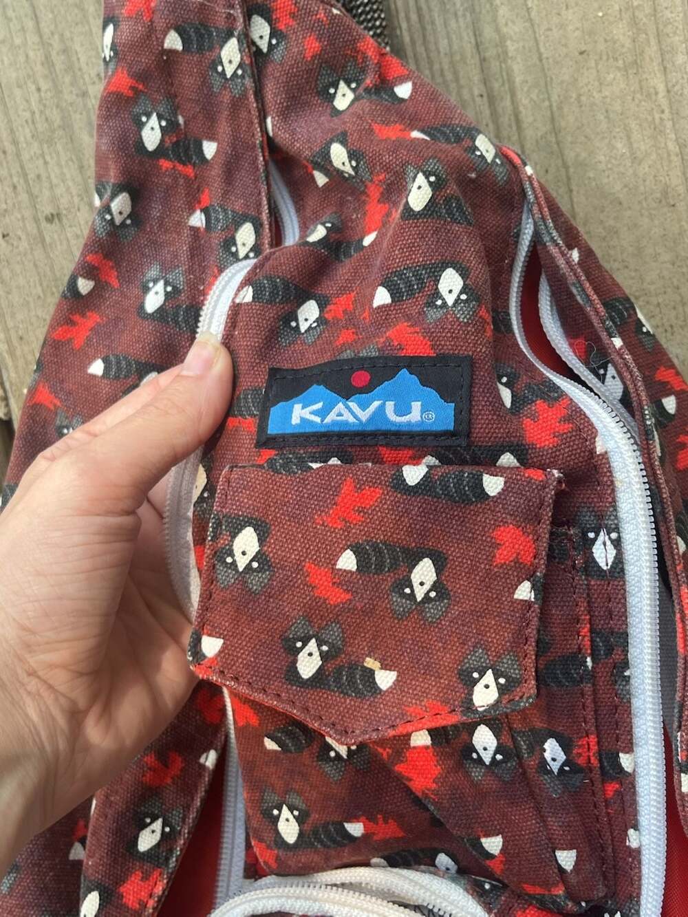 KAVU Rope Sling Crossbody Bag in Raccoon Print - Picture 2 of 8